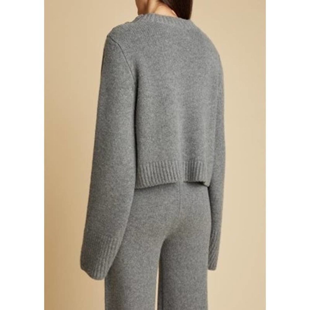 Khaite The Brie button shoulder flare sleeve cashmere sweater - Picture 3 of 12